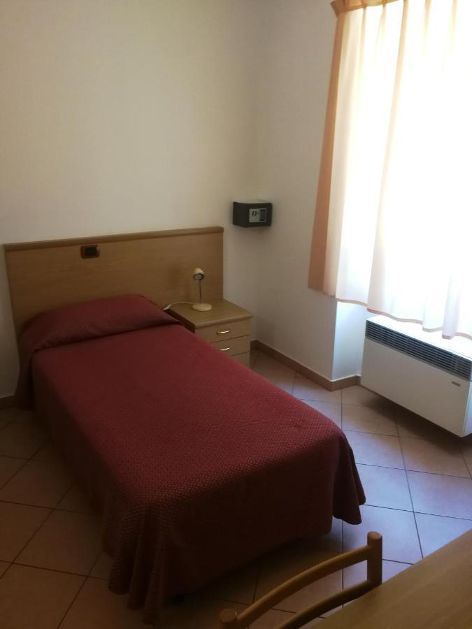 Albergo Della Stazione Cairo Montenotte Oda fotoğraf