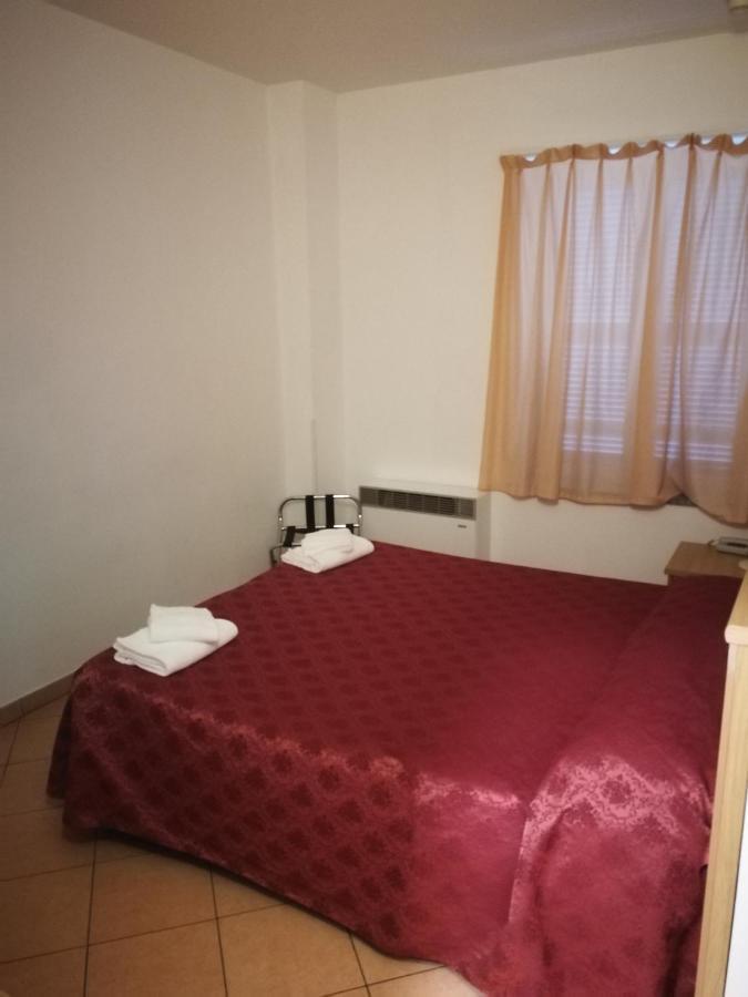 Albergo Della Stazione Cairo Montenotte Oda fotoğraf